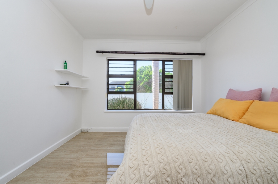 7 Bedroom Property for Sale in Summerstrand Eastern Cape